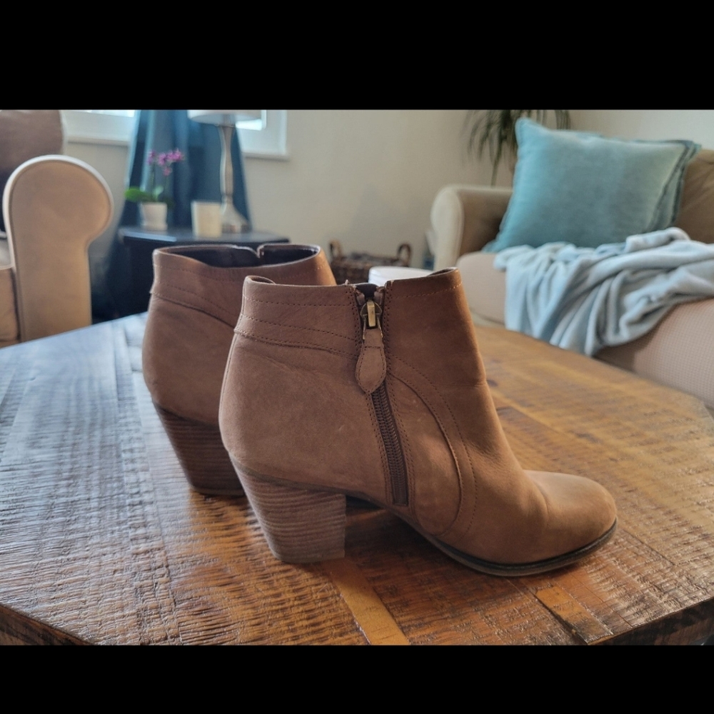 Franco  sarto  booties